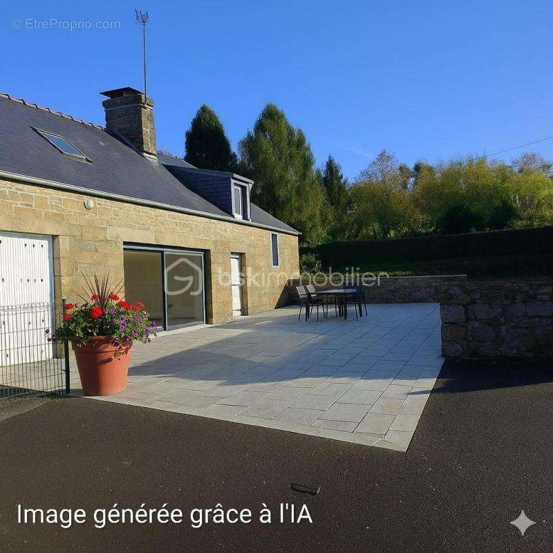 Maison à SAINT-BRICE-EN-COGLES