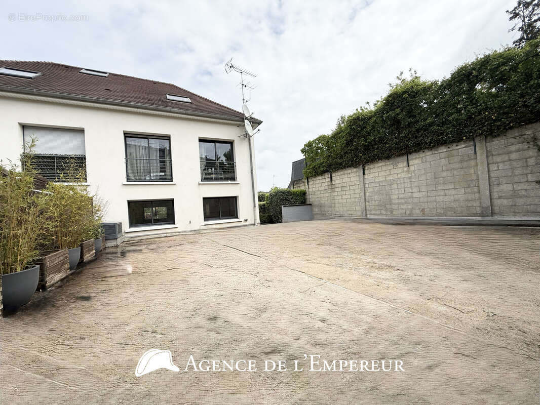 Appartement à RUEIL-MALMAISON