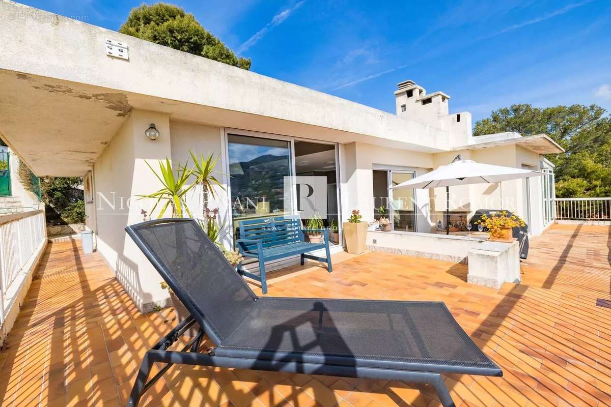 Appartement à VILLEFRANCHE-SUR-MER