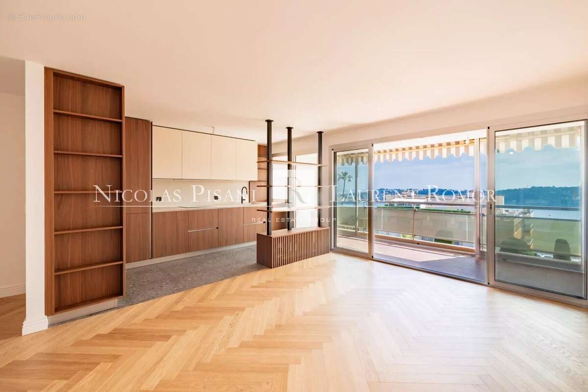 Appartement à VILLEFRANCHE-SUR-MER