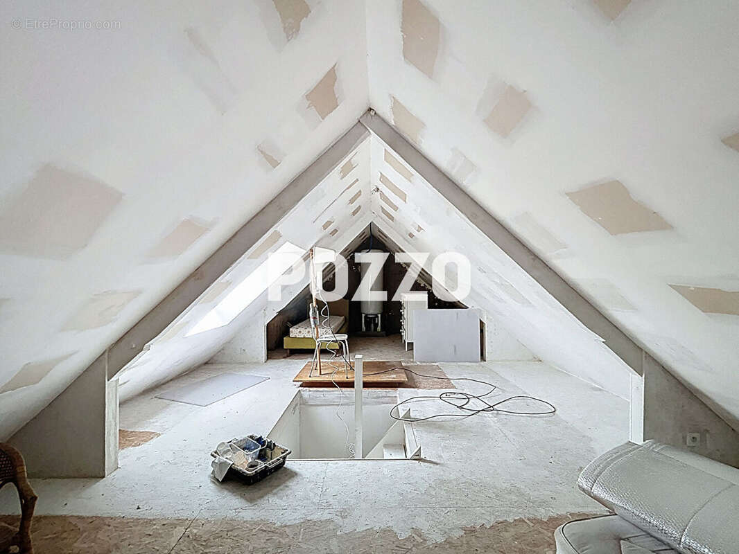 Maison à SAINT-MAURICE-EN-COTENTIN