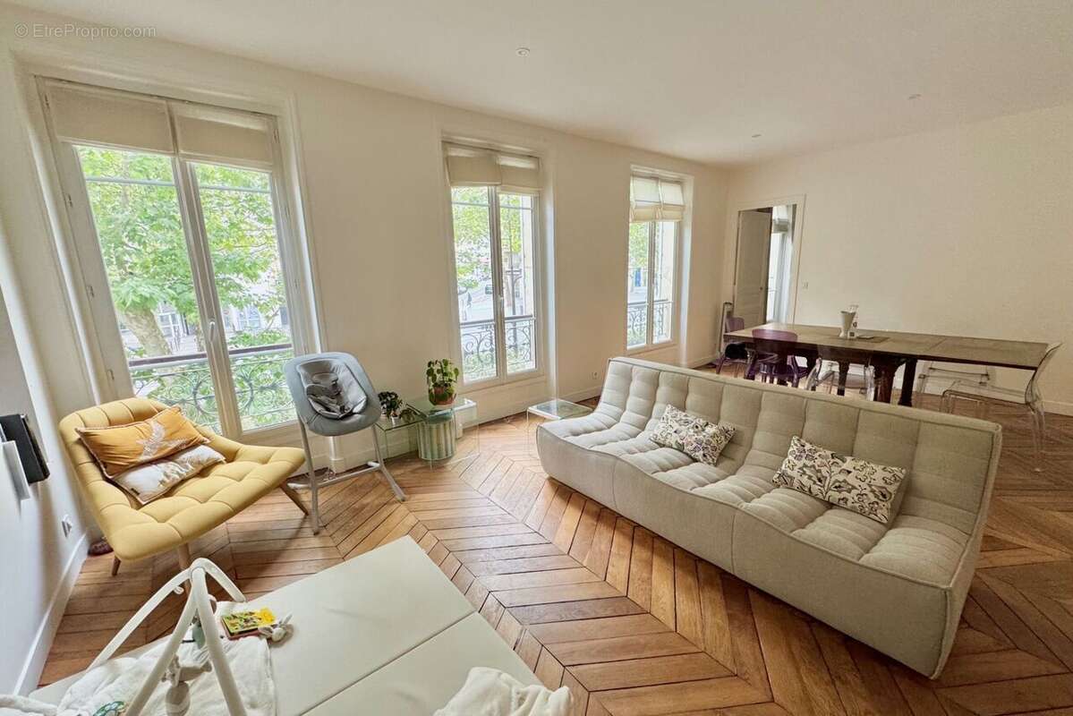 Appartement 81 m² à Paris-12e  - photo 3