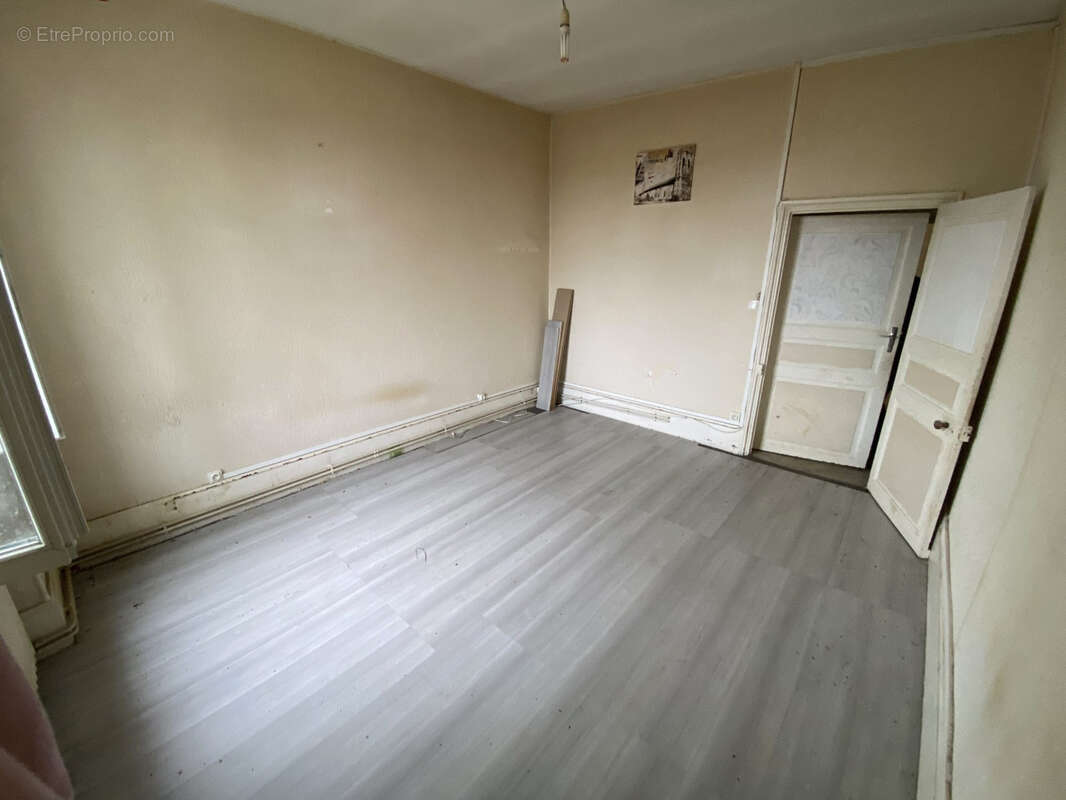 Maison de ville à rénover ! - photo 20