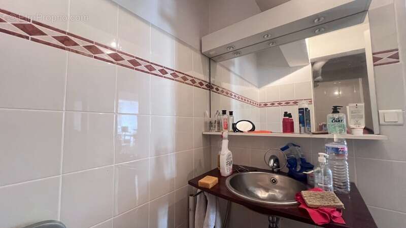 Dpt Finistère (29), à vendre QUIMPER quartier centre - Appartement T4 situé au rez-de-chaussée de 70 m² Habitable - Garage - photo 7