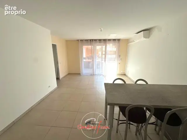 Saint Martin du Var Beau deux pièces avec cellier et garage. - photo 3