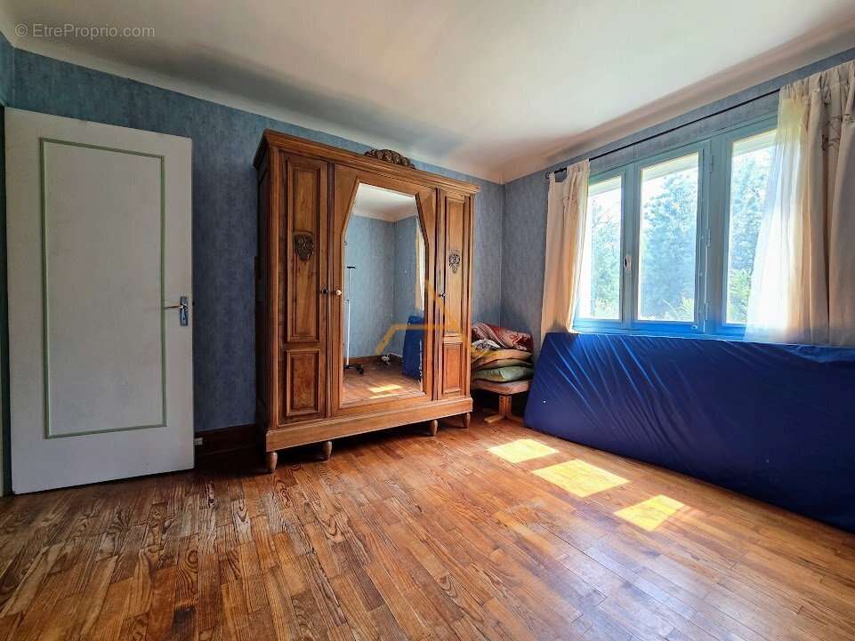 Maison à LA BEGUDE-DE-MAZENC