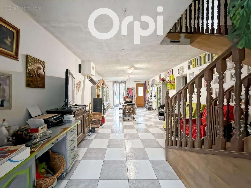 Maison à FRANCIERES