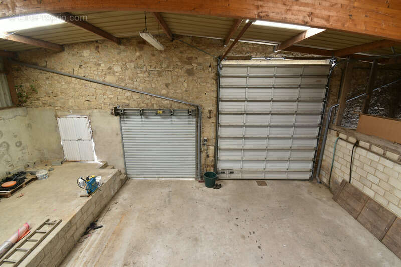 Maison 350 m² à Saint-Mars-D'egrenne  - photo 5