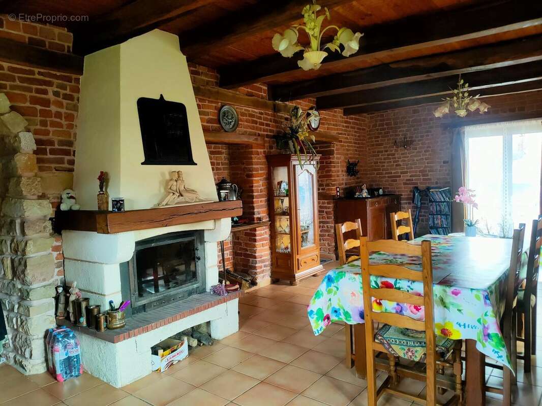 Maison 135 m² à Pleure  - photo 3