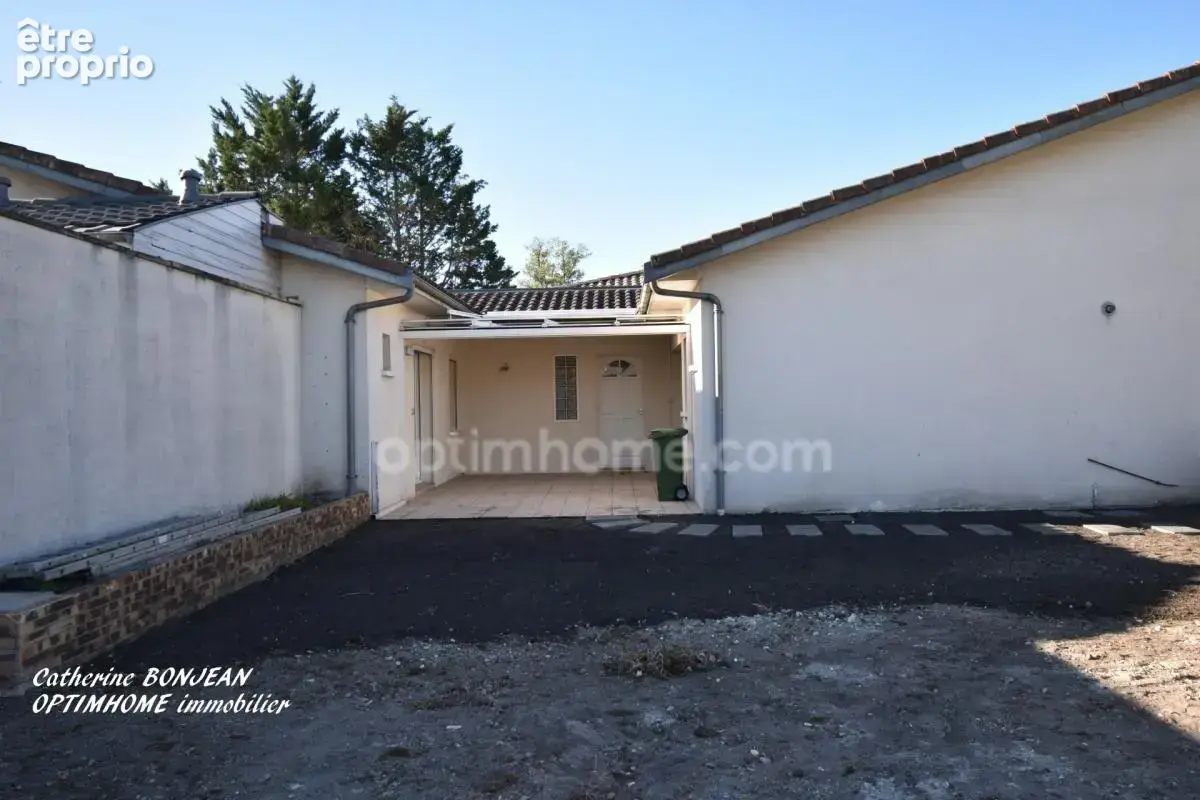 Petite maison mitoyenne de Plain-pied fonctionnelle 2 chambres avec potentiel - Emplacement privilégié à Blanquefort - photo 10
