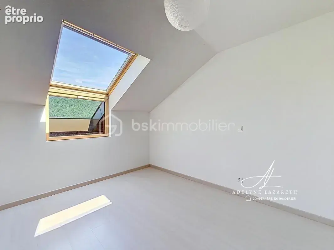 COUP DE CŒUR – T4 Duplex de 99m2 au sol avec grande terrasse sur la commune de Vieugy - photo 17