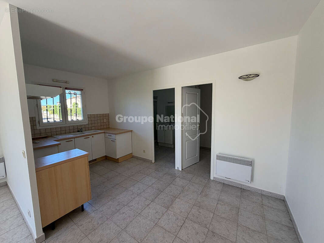 Appartement à CLARENSAC