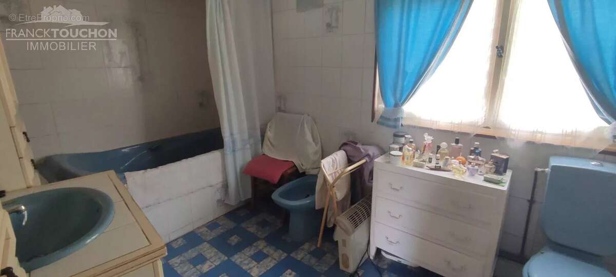 Maison à PERS-EN-GATINAIS