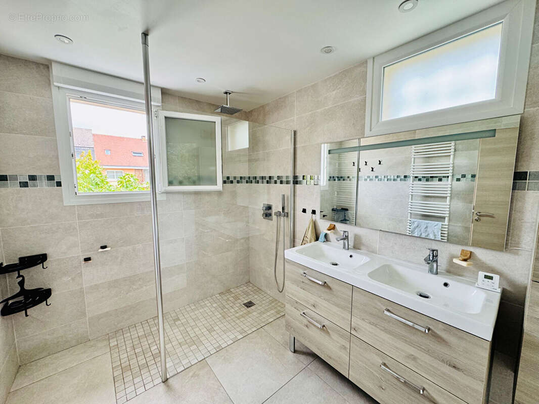 Maison à ATHIS-MONS