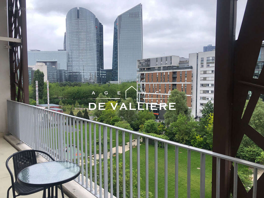 Appartement à NANTERRE