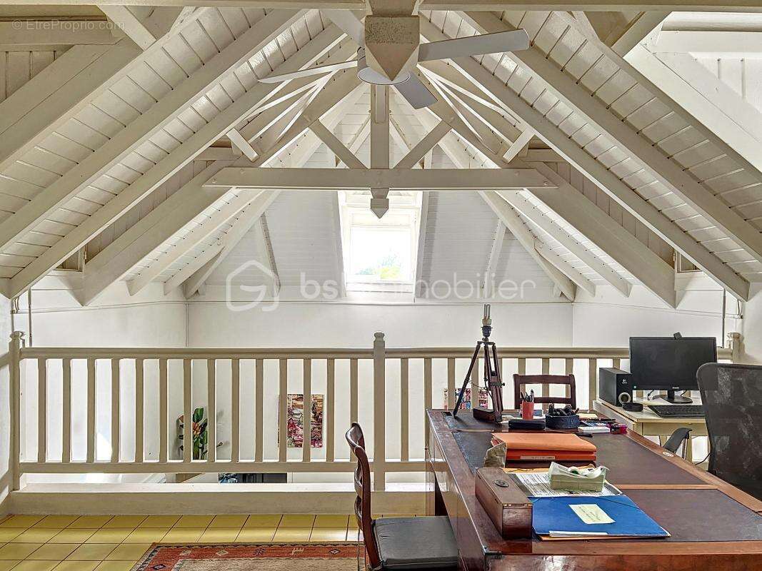Villa T5 avec piscine et garage  lotissement prisé - photo 12