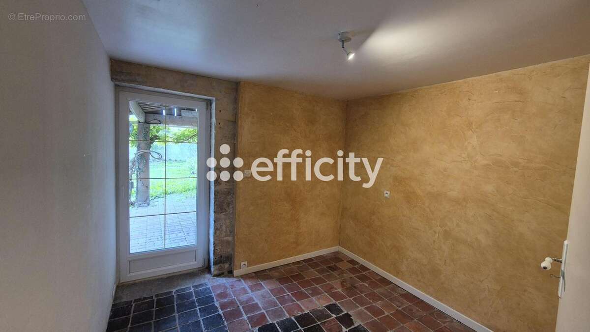 Maison à COURSEULLES-SUR-MER