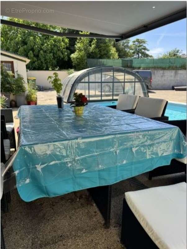 Commerce à CARHAIX-PLOUGUER