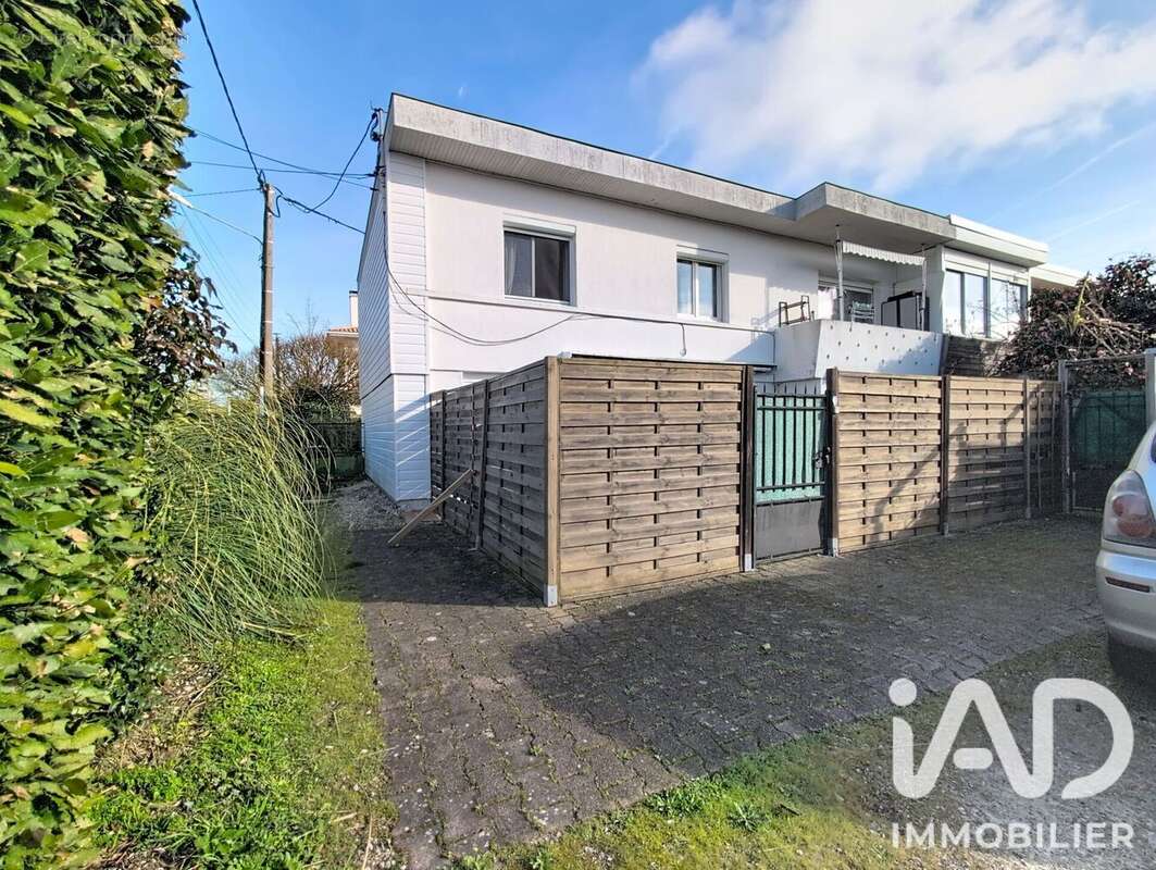 Appartement 42 m² à Pessac  - photo 6