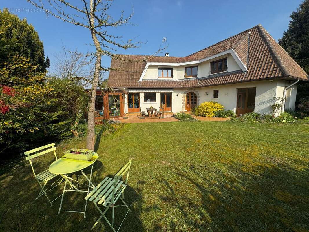 Maison 244 m² à Proville  - photo 3