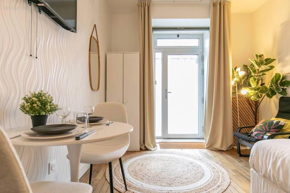 Commerce à PARIS-12E