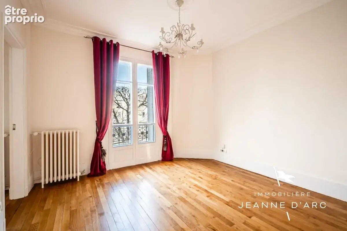Versailles - place de la loi - maison de 238 m² au sol - 7 chambres - jardin - garage - photo 14