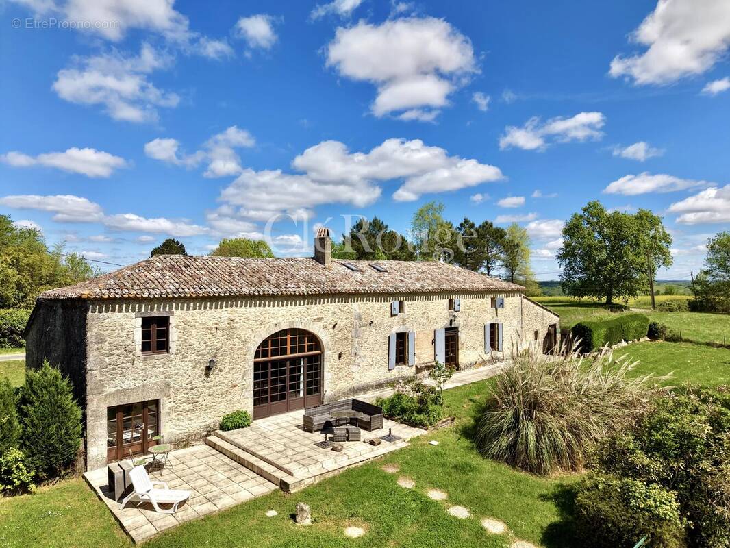 Maison à MONSEGUR