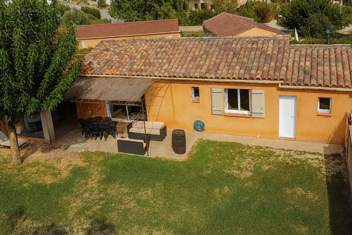 Maison à SOLLIES-TOUCAS