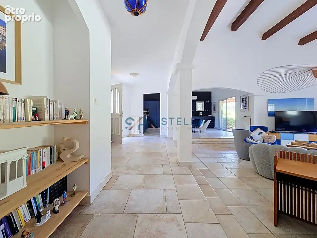 Propriété d'exception avec 3 maisons, piscine et jardin paysagé - Plaine de Peri - photo 7