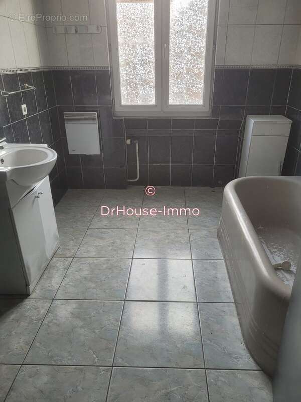 Appartement à ESCAUDAIN