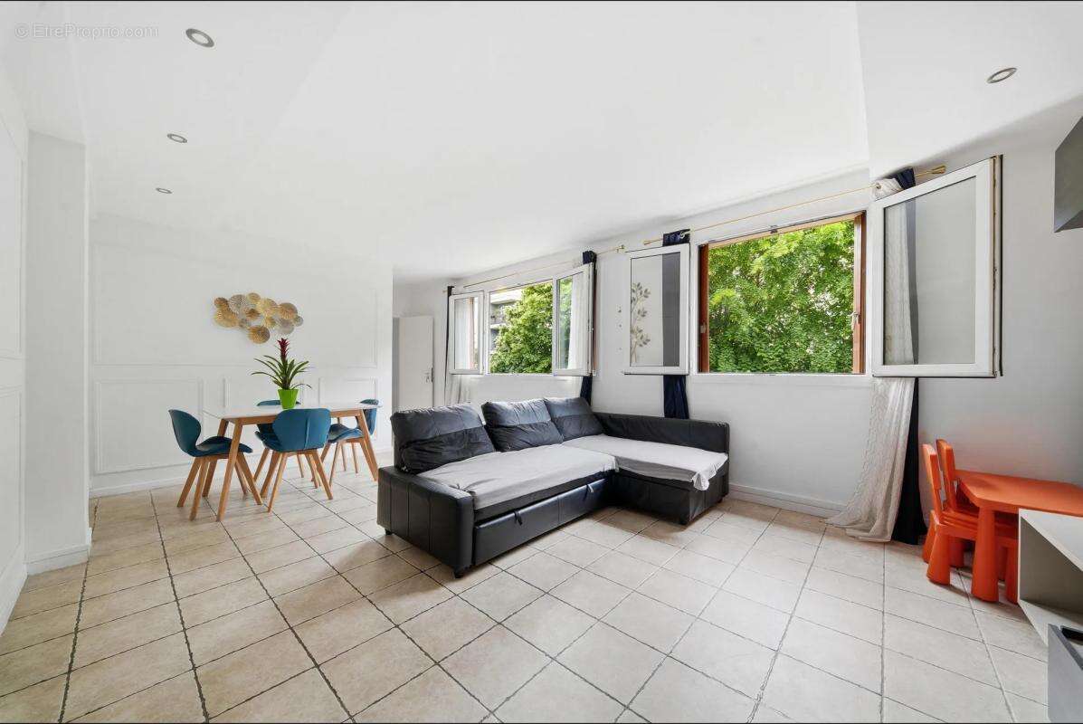 Appartement à THIAIS