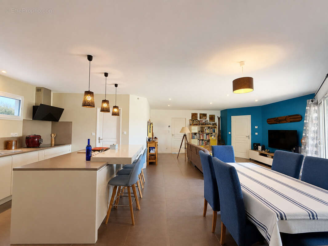 Maison contemporaine 4 chambres dans quartier résidentiel - photo 3