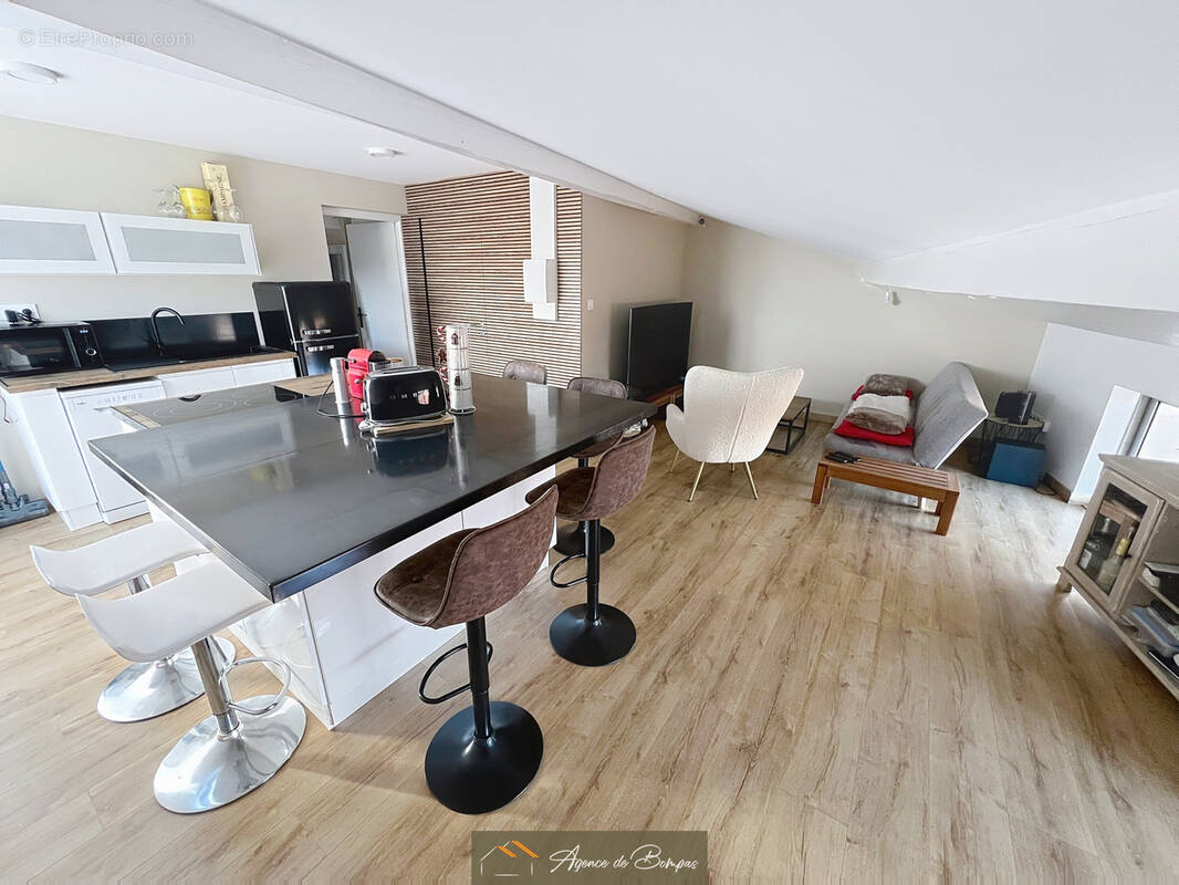 Appartement à BOMPAS