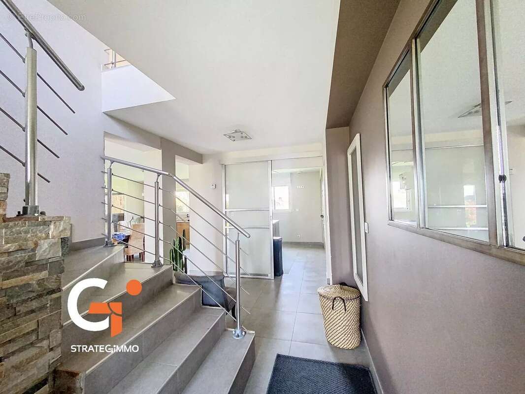 Maison à ISNEAUVILLE