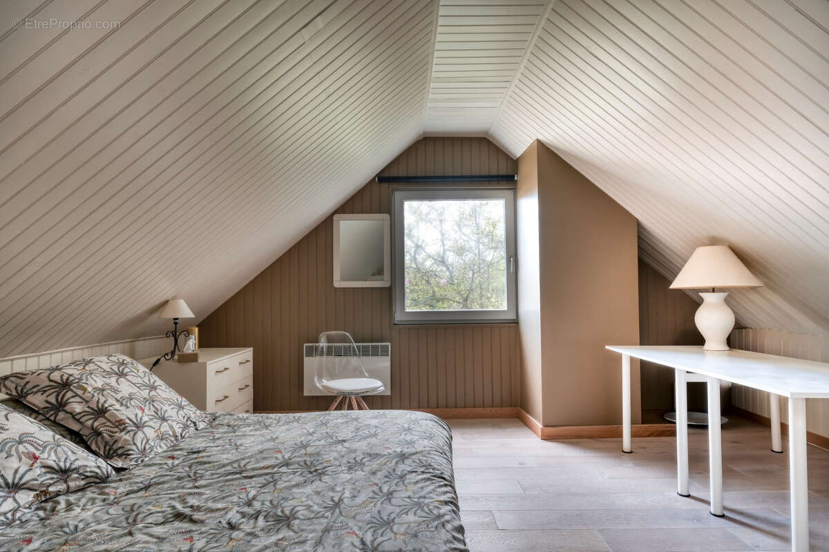 Maison à FONTENAY-LES-BRIIS