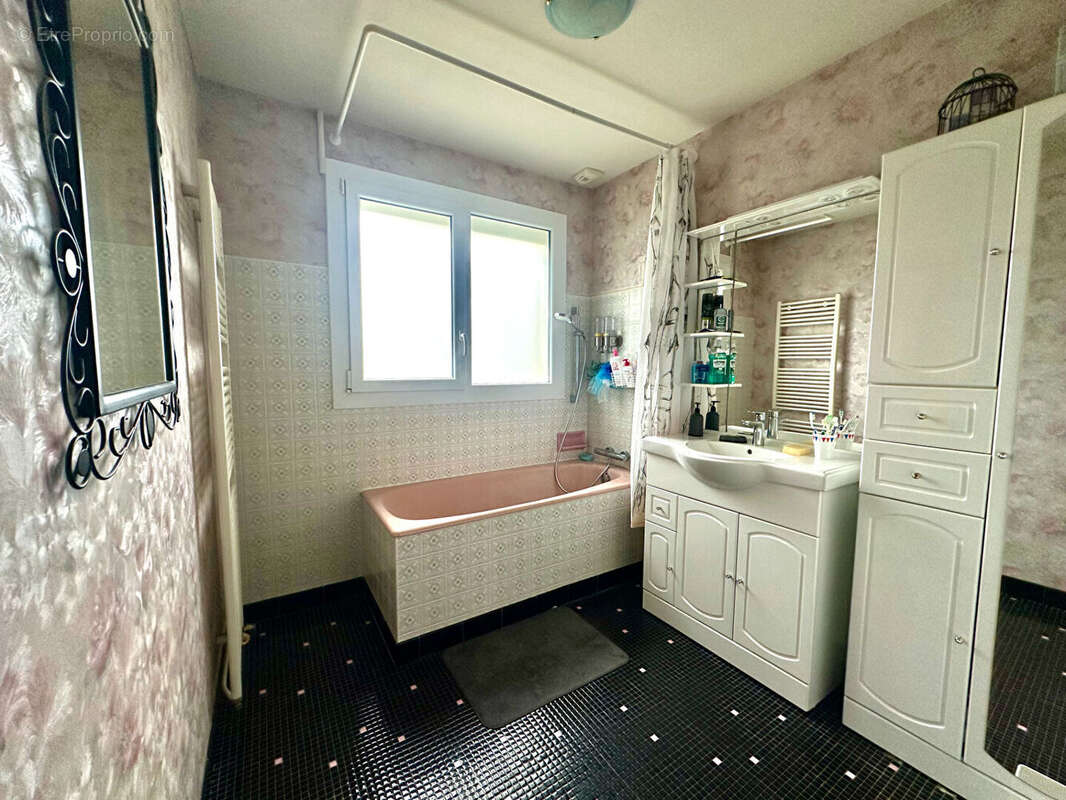 Maison 106 m² à Poitiers  - photo 9