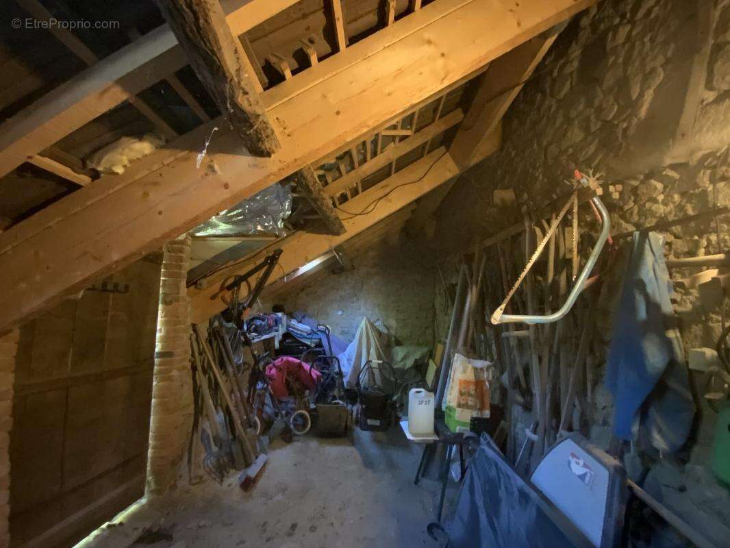 Maison à SAINT-PARDOUX-LES-CARDS