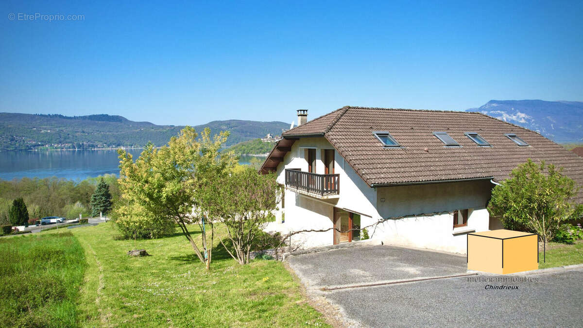 Maison à CHINDRIEUX