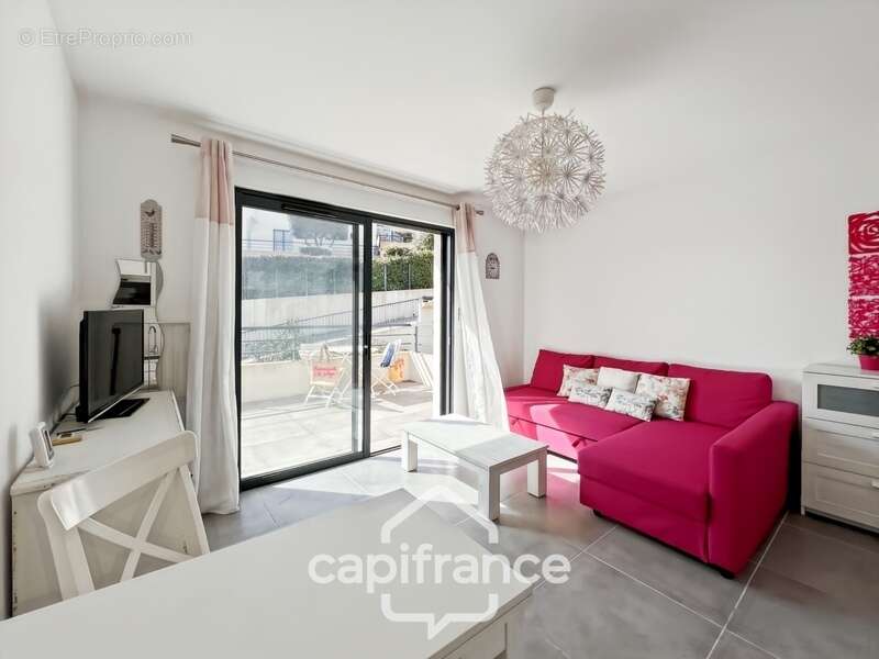 Appartement à BORMES-LES-MIMOSAS