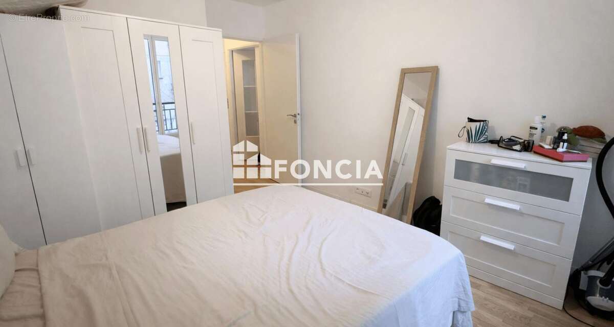 Appartement à SURESNES