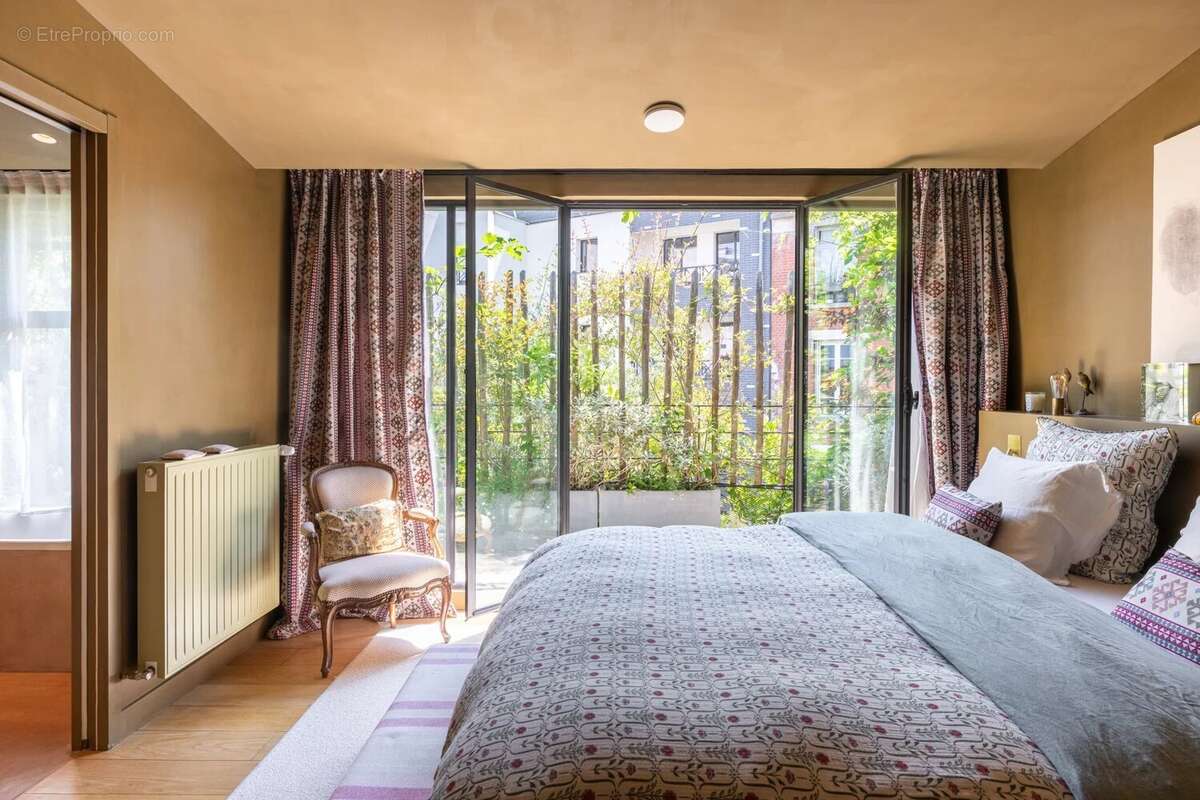 Maison à PARIS-20E