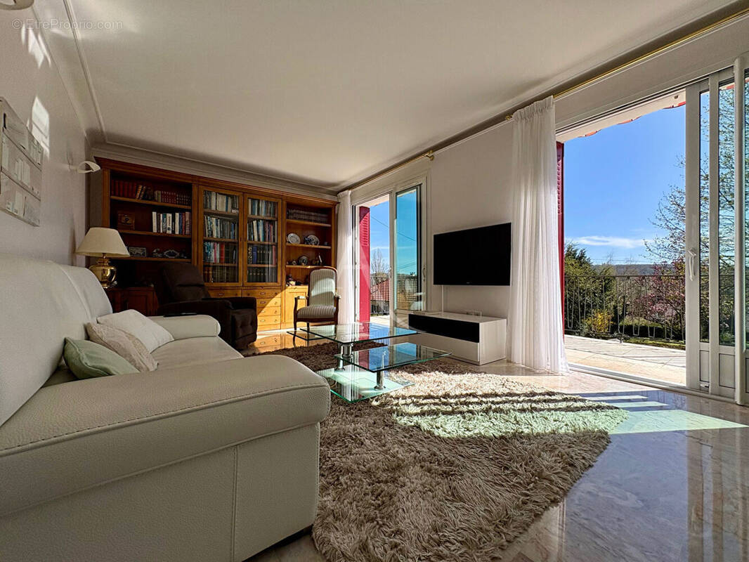 Maison à GIF-SUR-YVETTE