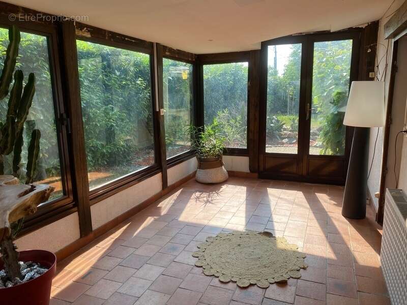 Maison à VOIVRES-LES-LE-MANS