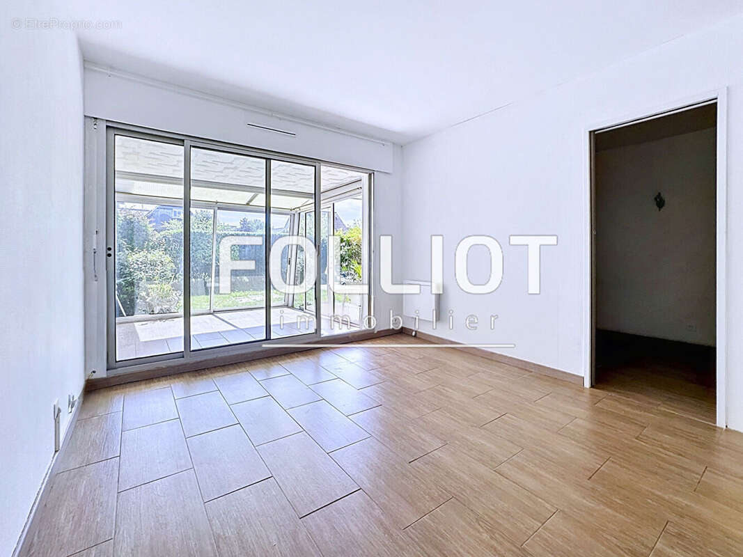 Appartement à BERNIERES-SUR-MER