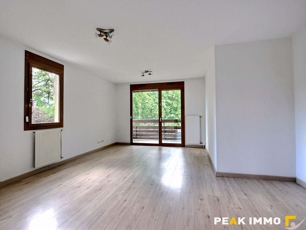 Appartement à QUINTAL