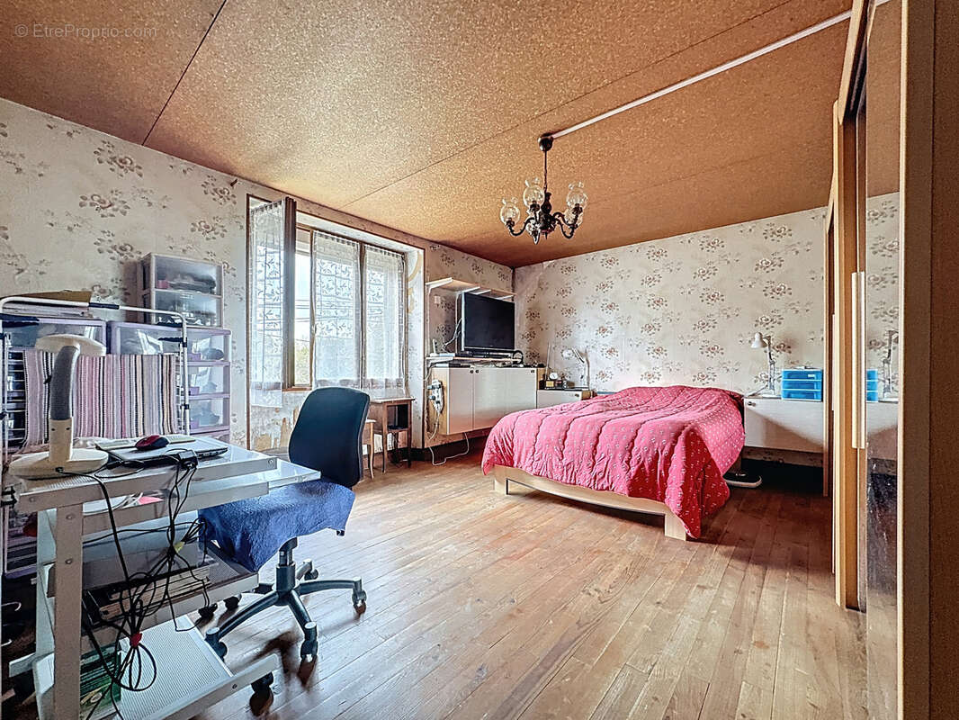 Maison à MONTMIRAIL