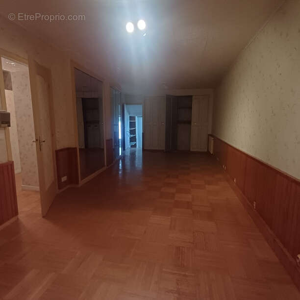 Appartement à LA FOUILLOUSE