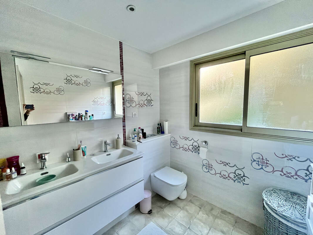 Appartement à LE CANNET