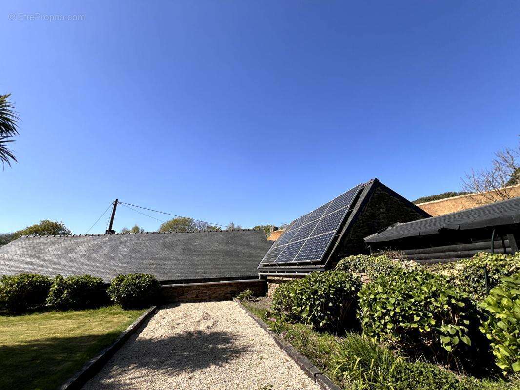 Maison à PLUVIGNER