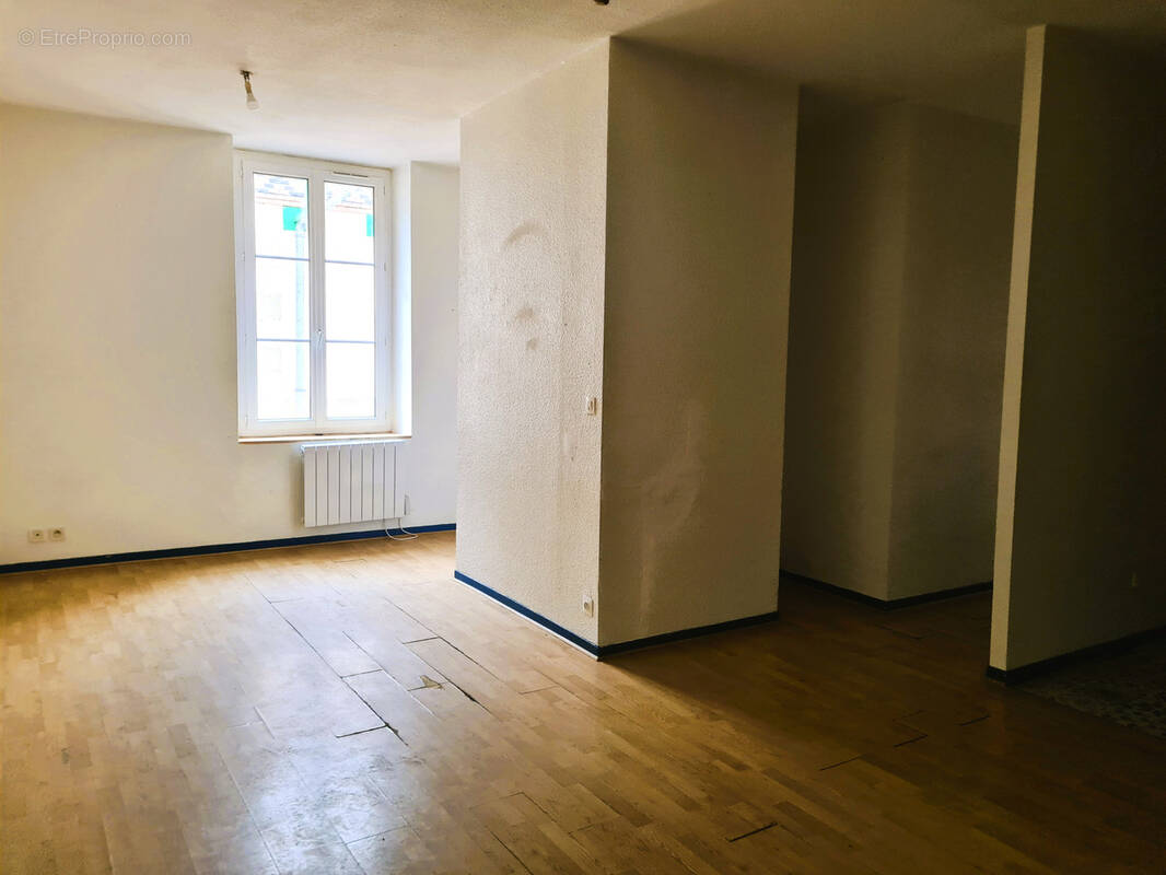 Appartement à MOULINS